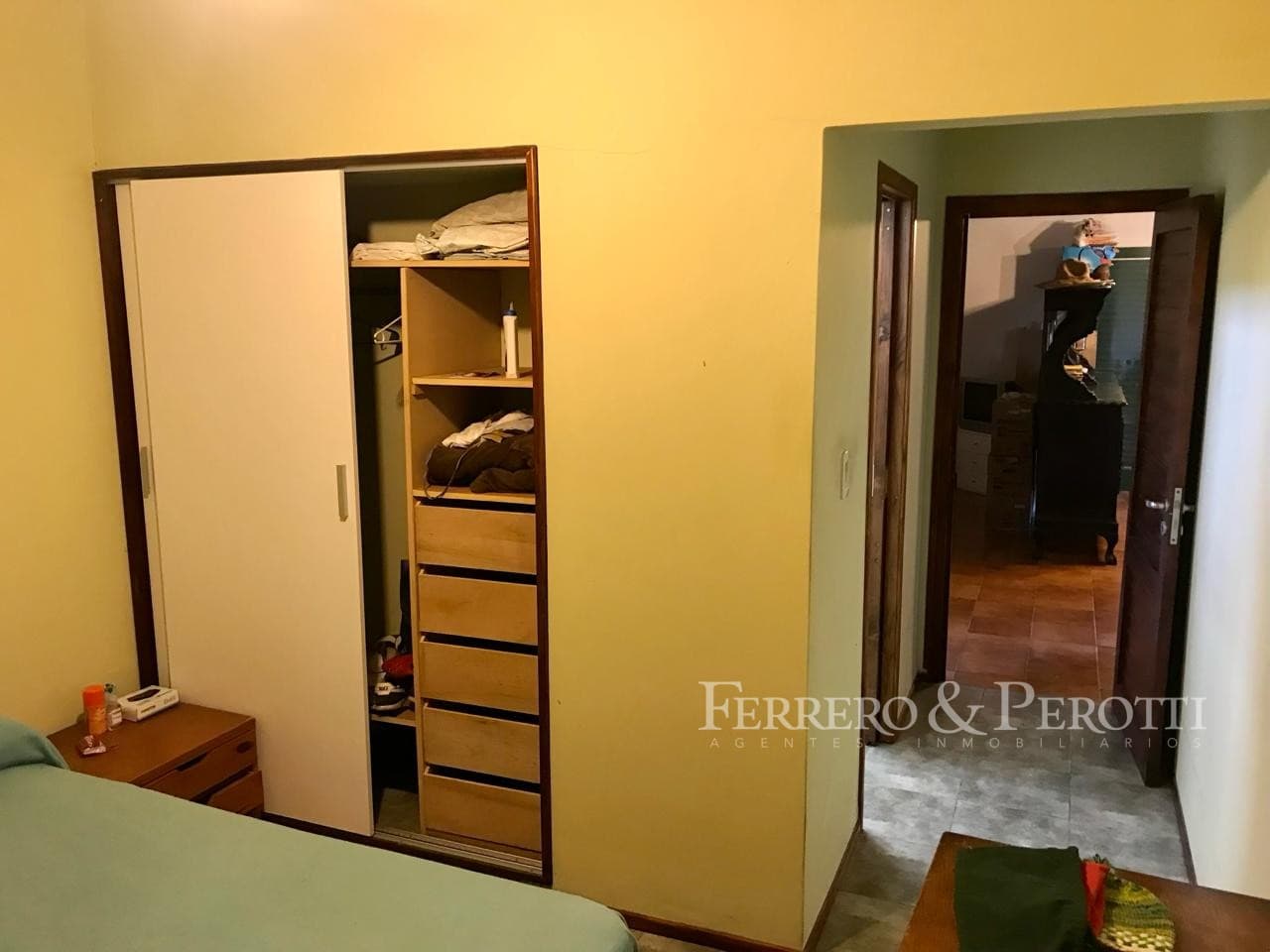 Venta Propiedad Premium 1 Dormitorio con Galería y Pileta – Los Ceibos 52 17