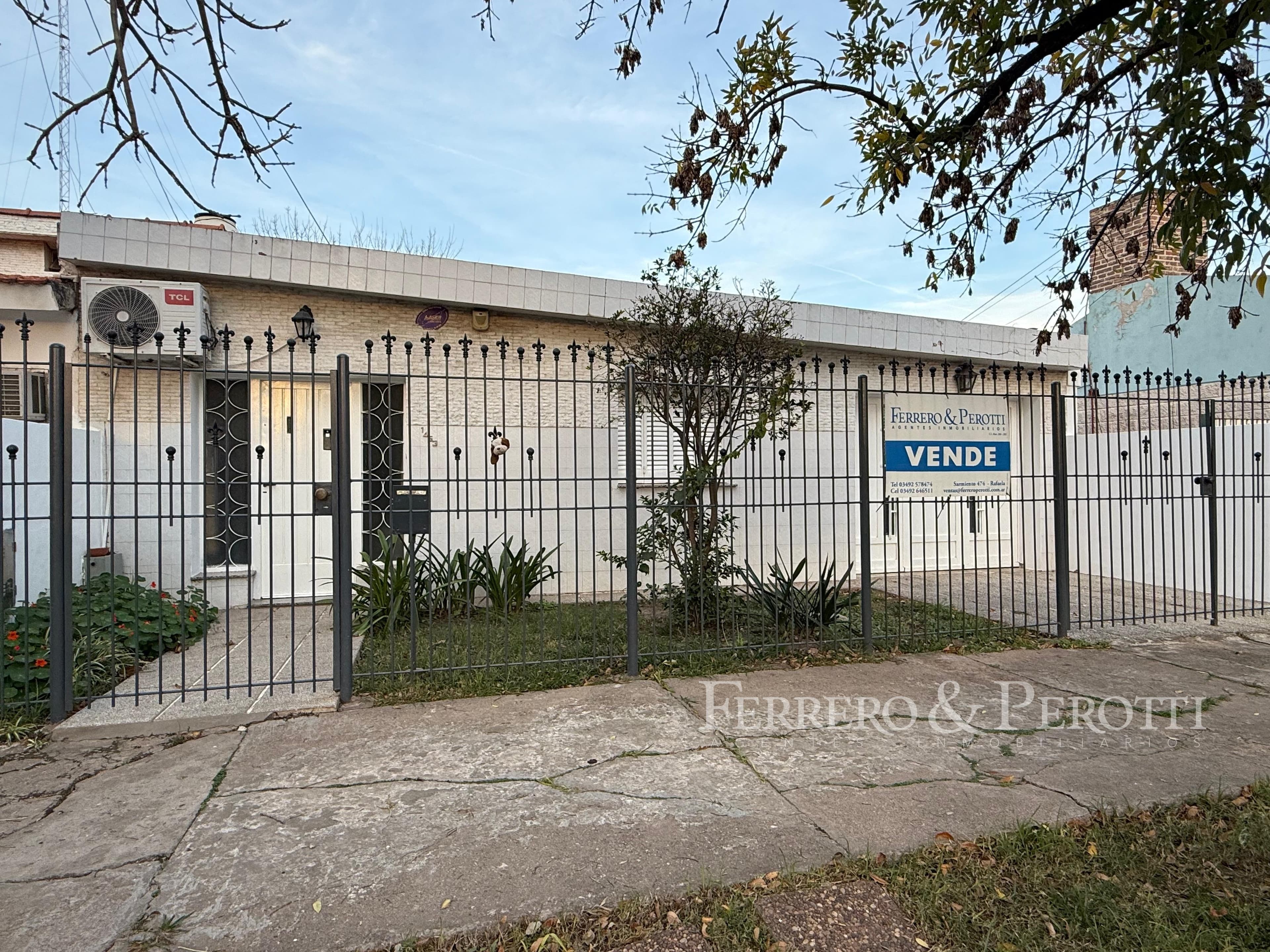 Av. Podio 1453 - 2 Dormitorios con Galería y Asador