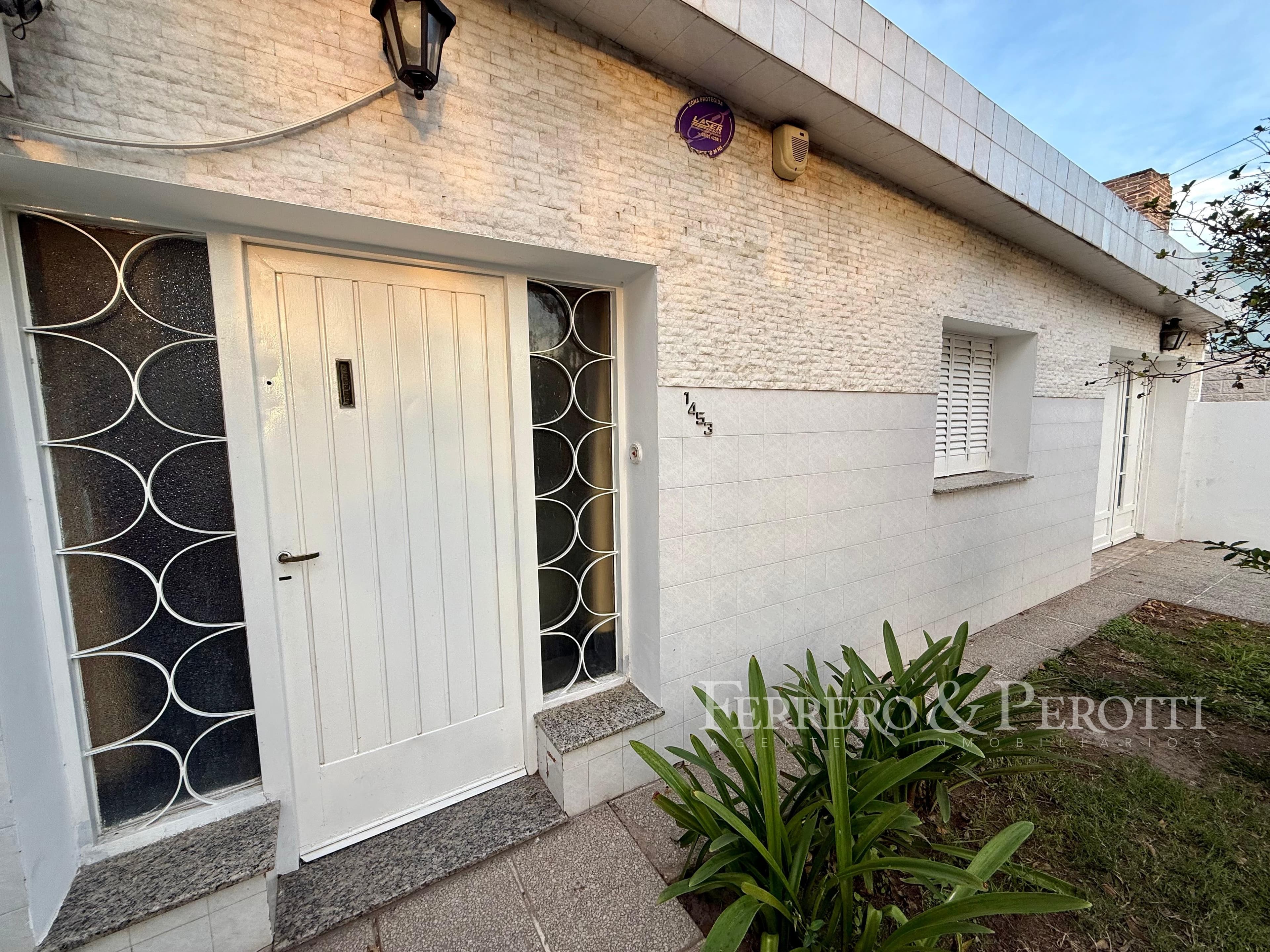 Av. Podio 1453 - 2 Dormitorios con Galería y Asador 3