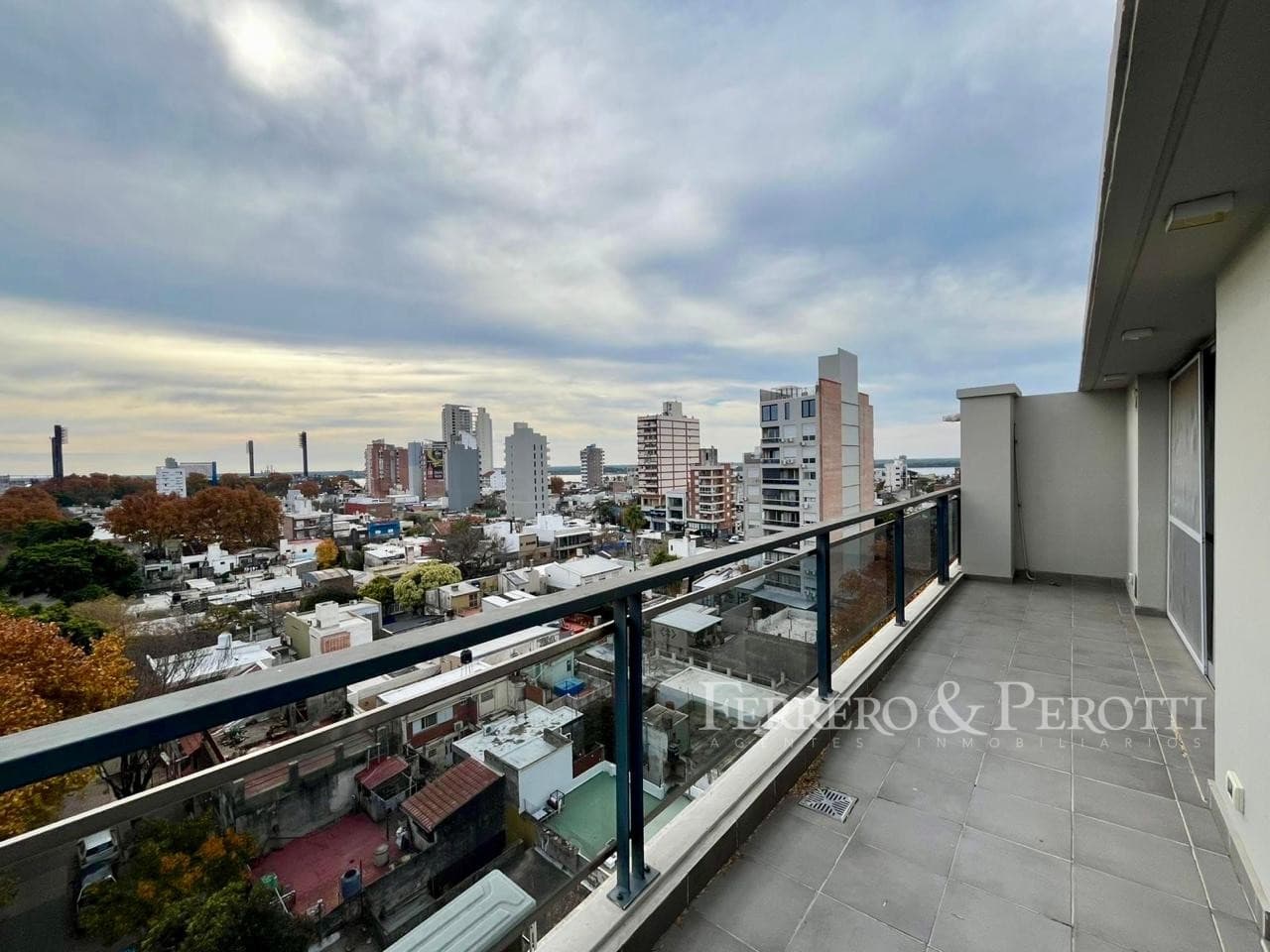 Departamento de 1 Dormitorio Amplio con Balcón Terraza al Frente 17