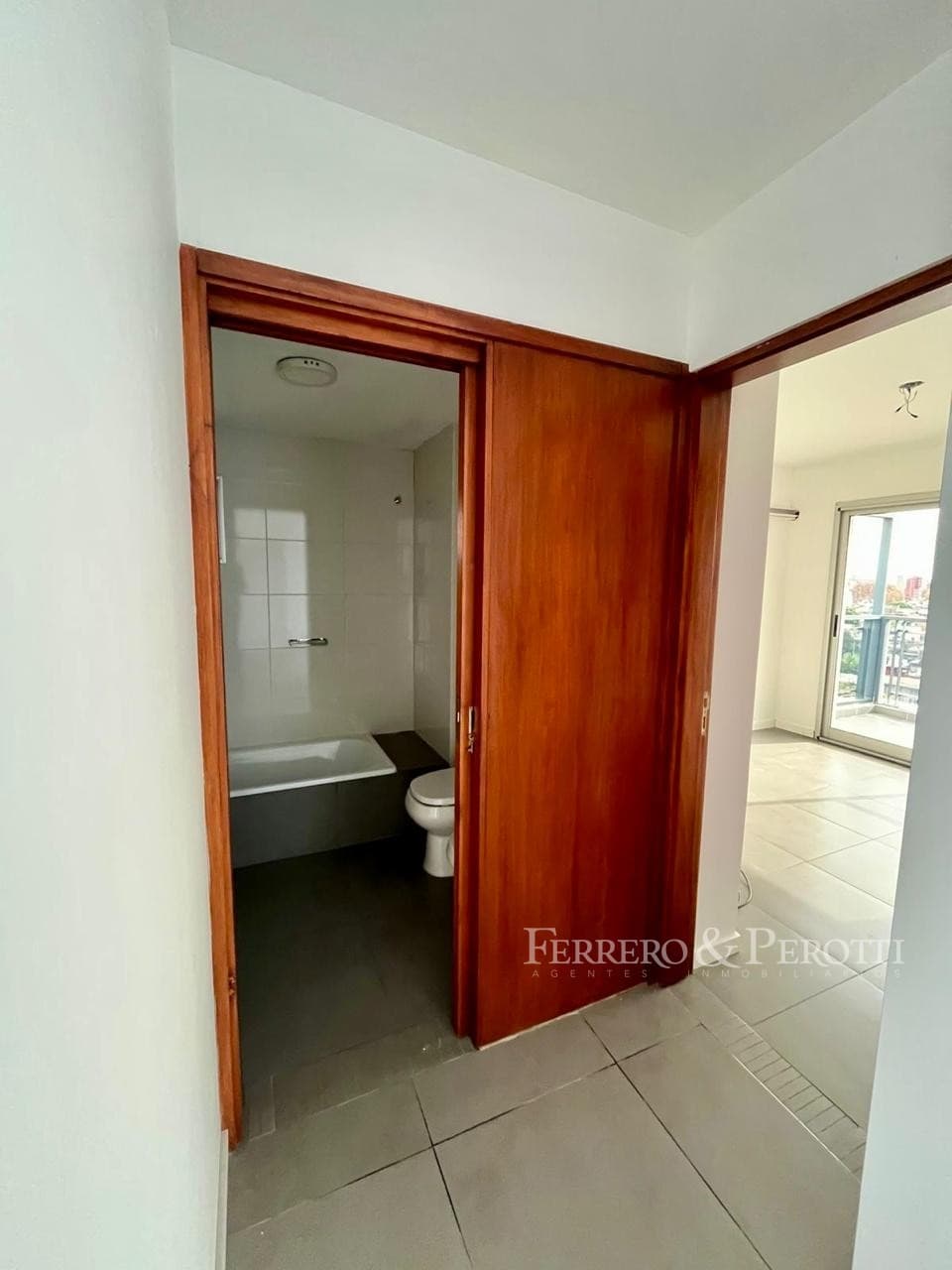 Departamento de 1 Dormitorio Amplio con Balcón Terraza al Frente 14