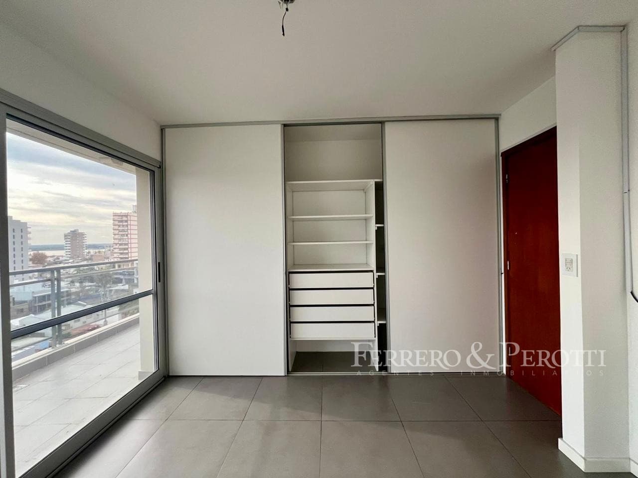Departamento de 1 Dormitorio Amplio con Balcón Terraza al Frente 12