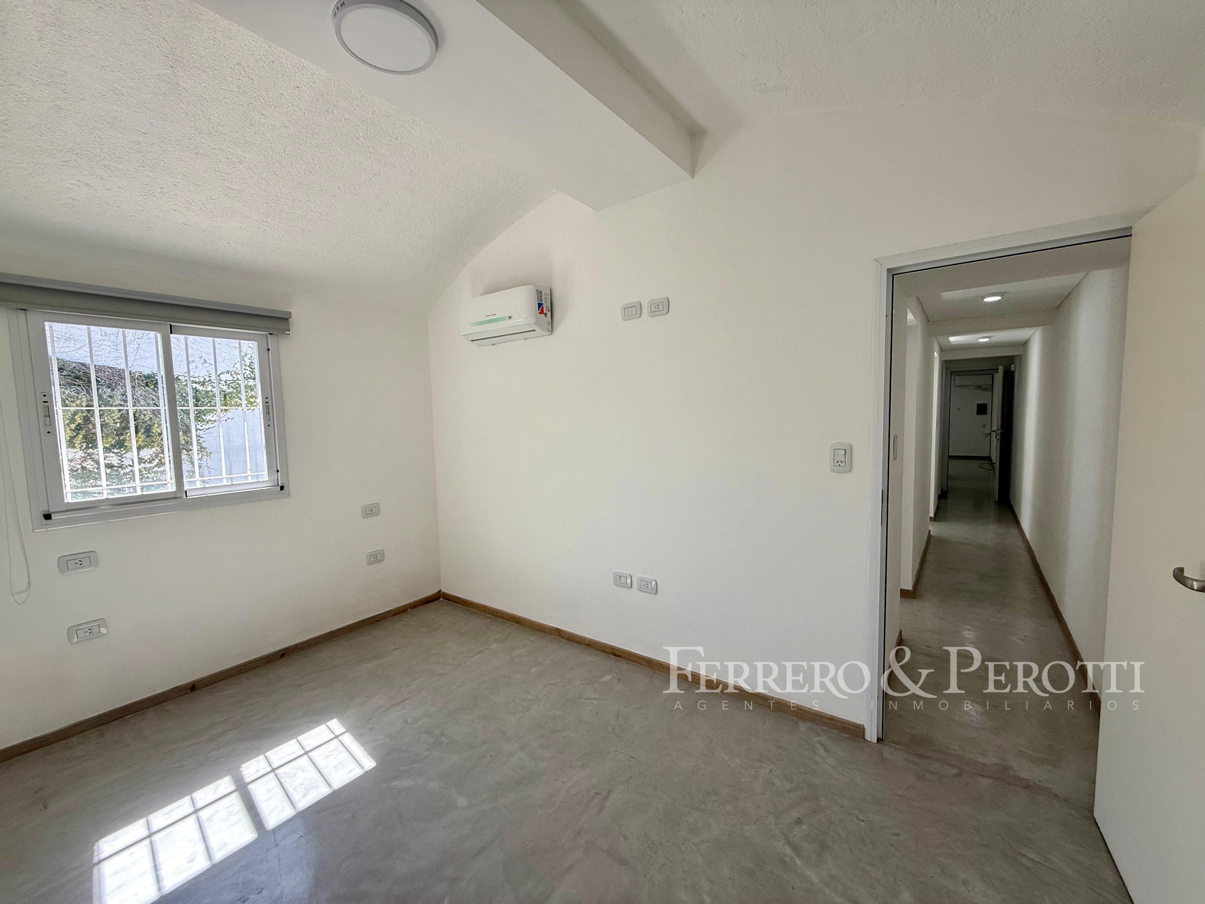 Casa de 3 dormitorios en venta – Suiza 47, Rafaela 17
